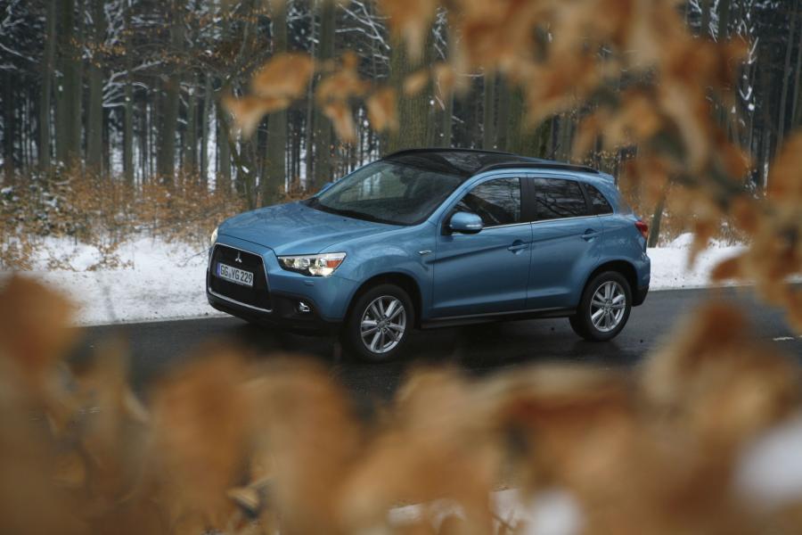  Mitsubishi ASX 2010 года  (фото 41 из 82)